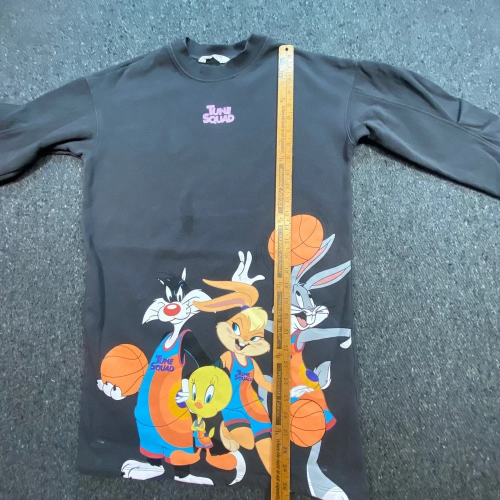 H&M space jam
